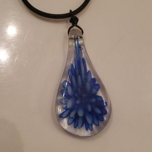 Royal blue glass flower necklace